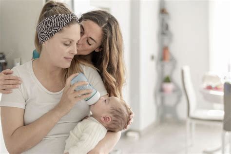 madres lesbianas follando|Vídeos de Madre lesbianas gratis .